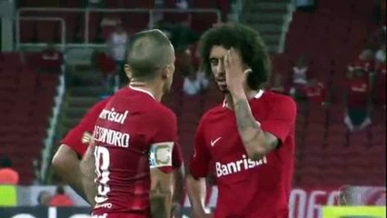 VALDIVIA CHORA APÓS JOGO DO INTER