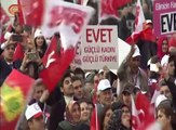 الآلاف يحتشدون باسطنبول تأييداً للإستفتاء