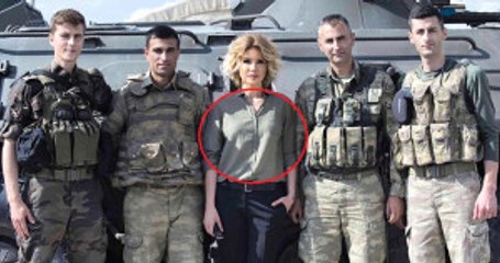 Gülben Ergen'in Asker Ziyareti Fotoğrafında Dikkat Çeken Detay