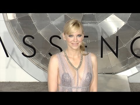 Anna Faris Passengers World Premiere Black Carpet