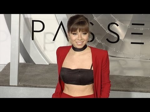 Jennette McCurdy Passengers World Premiere Black Carpet
