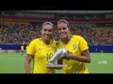 Em Manaus, Gabi Nunes recebe Chuteira de Prata da Copa do Mundo Sub-20 2016