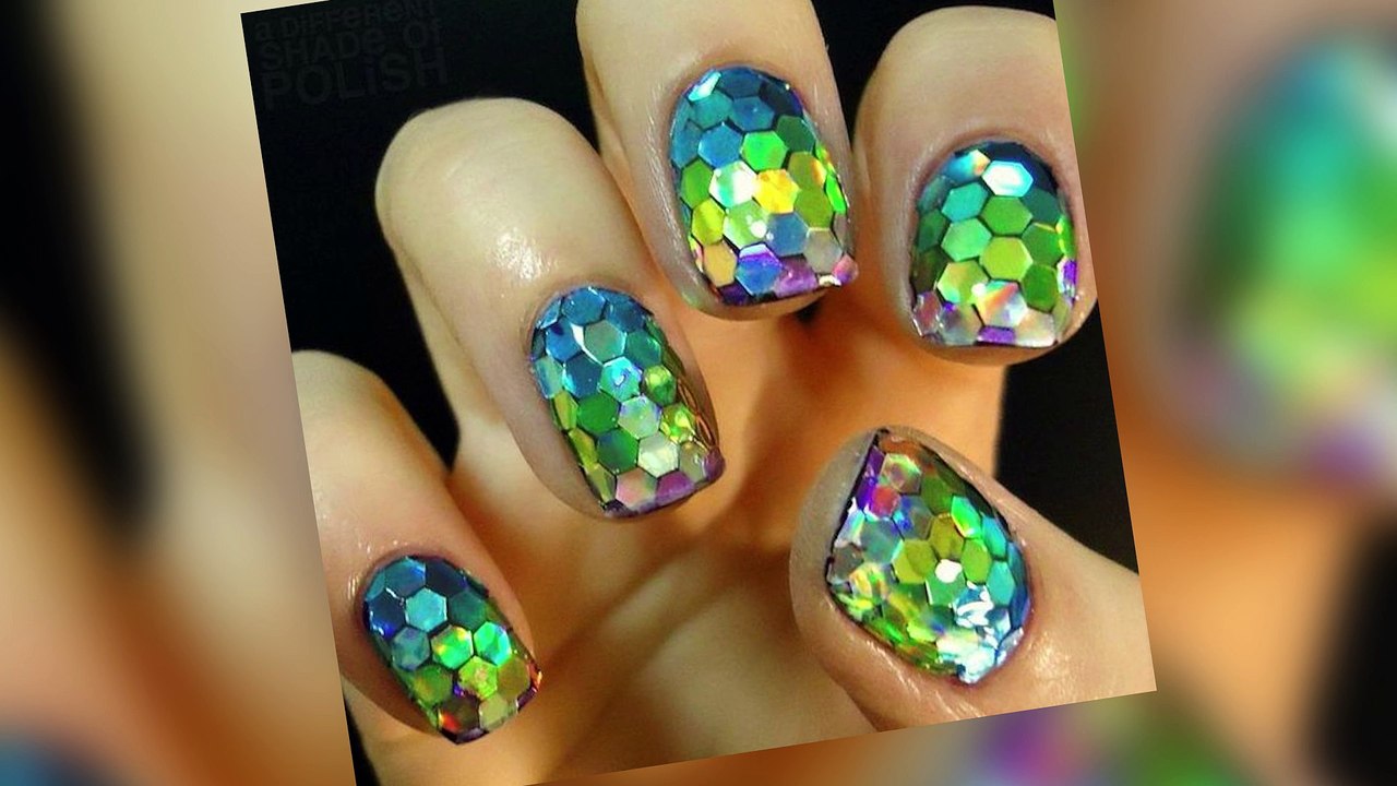 Why Are People OBSESSED with GLITTER?