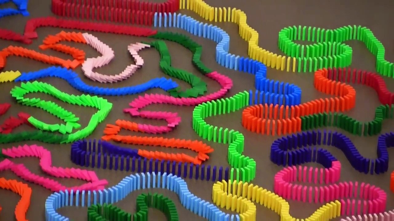 WORLD RECORD - Longest Domino Line EVER!