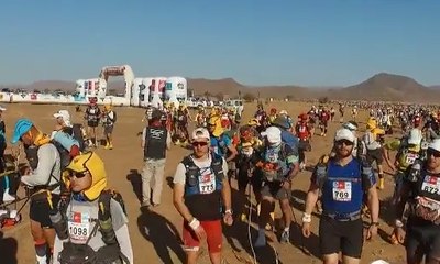 Ribuan Peserta Uji Kemampuan di Maraton Tersulit di Dunia