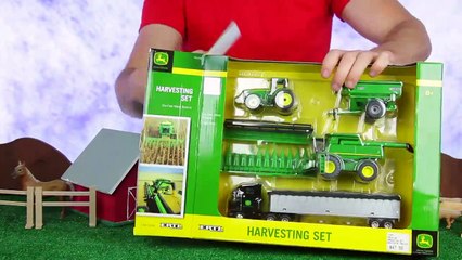 John Deere Tractor Box Set with Toy Scouts-UL-fWum0g7w