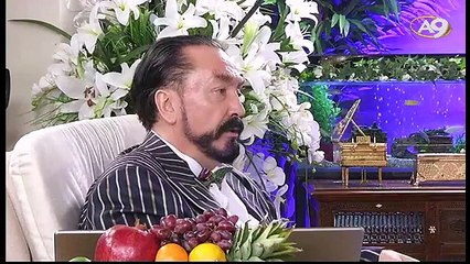 Adnan Oktar'ın Kediye Benzettiği Kediciği