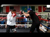 Roman Gonzalez looking like a beast on the mitts days away from Cuadras fight