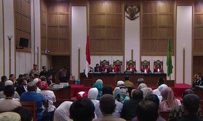Jaksa Belum Siap, Tuntutan Ahok Ditunda