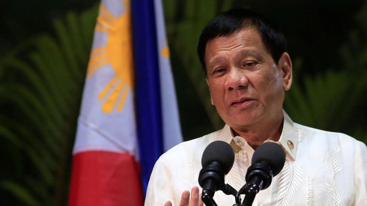 Philippine president battles ouster