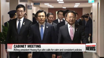 Tải video: Acting president Hwang Kyo-ahn calls for calm and consistent policies