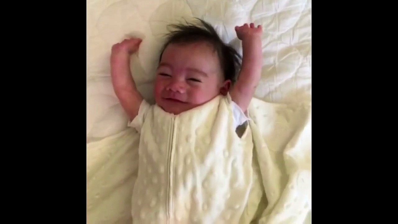 Quoi du plus mignon que ce bébé... Trop chou