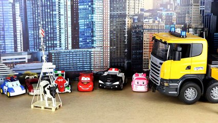 Big truck crane from Bruder  SCANIA  Liebherr Toy  Review  Technology for kids-s