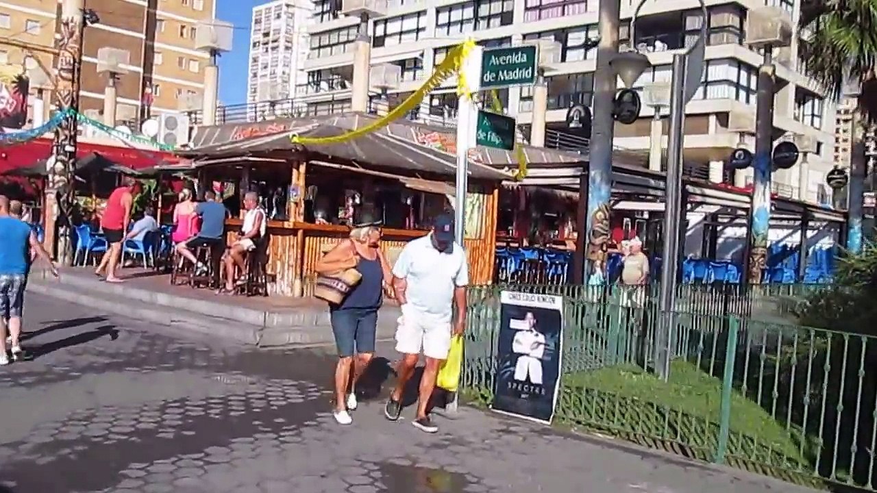 Tiki Beach Bar In The Morning, Benidorm, Spain ☀️