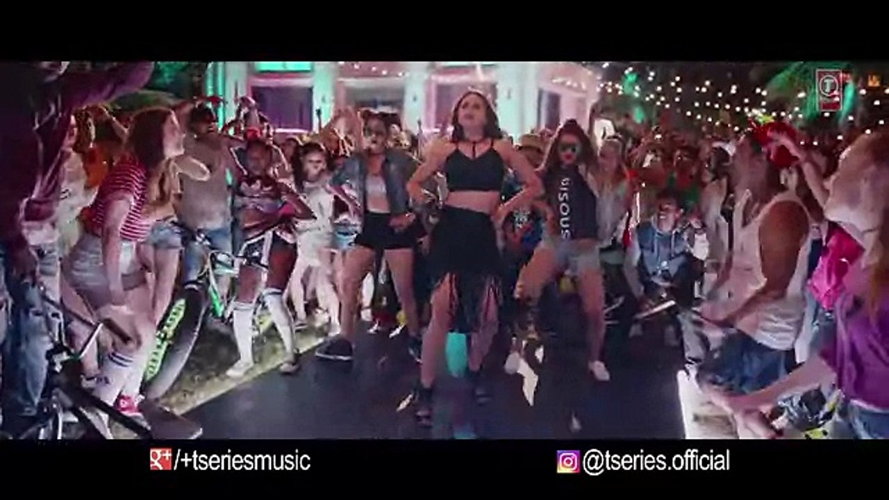 Move Your Lakk Video Song - Noor - Sonakshi Sinha & Diljit Dosanjh, Badshah - T-Series - YouTube