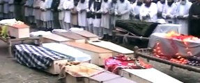 پشاور میں ایک شخص دفنانے سے پہلے زندہ ہوگیا۔ حیران کن ویڈیوں ضرور دیکھیں۔۔۔