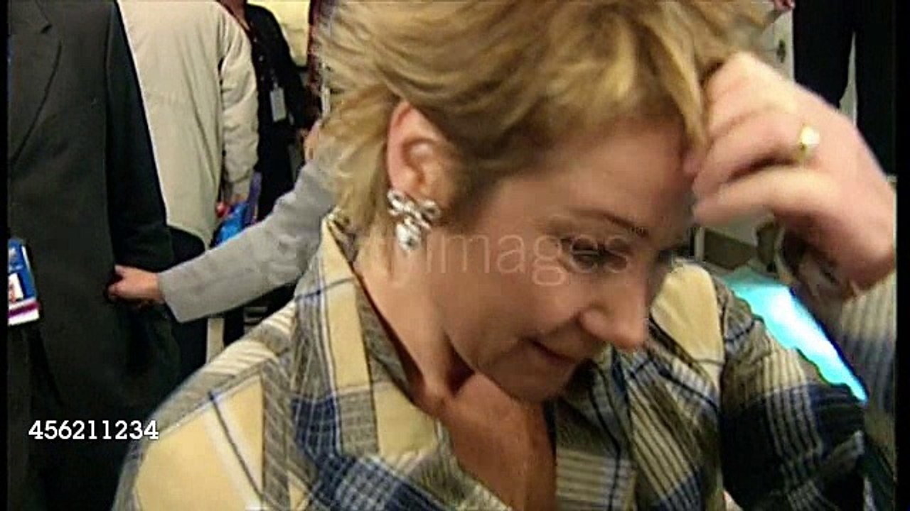 Zoe Wanamaker at the premiere of Harry Potter and the Philosopher's Stone - 04/11/2001