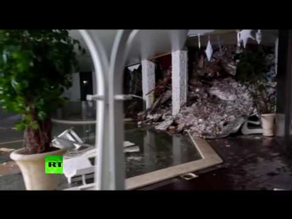 Italian avalanche: Footage from inside Abruzzo hotel buried under tons of snow