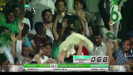 PSL 2017 Match 8_ Lahore Qalandars v Karachi Kings - Pepsi Catch A Crore Moment