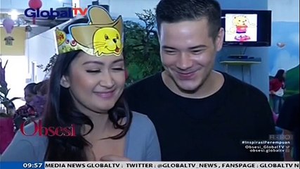 Lagi, Zack Lee Mesra dengan Wanita Lain