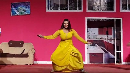 New 2017 Nida Malik Mujra - Seene De Uthey Bichoo Full Hot Mujra HD