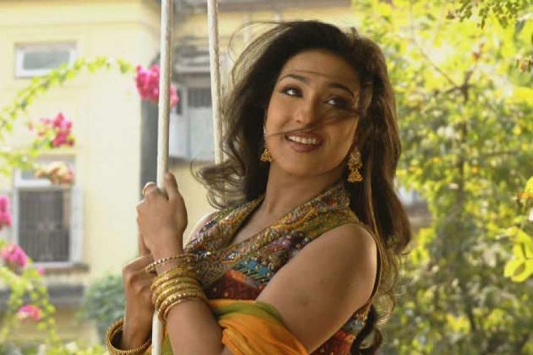 ঋতুপর্ণার বাড়িতে চুরি