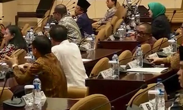 Adu Interupsi di Rapat Paripurna DPD