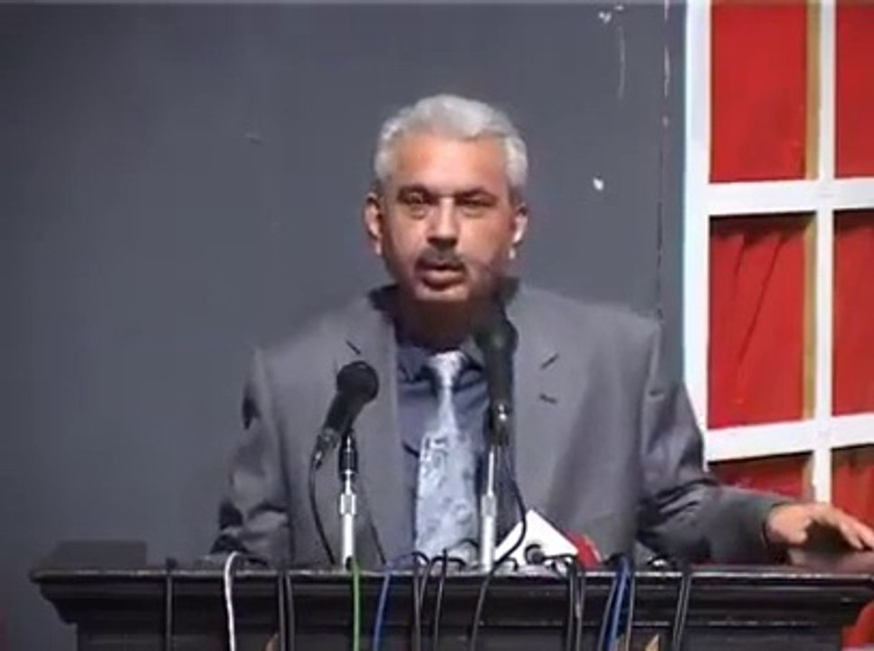 Arif Hameed Bhatti Insults PPP Infront OF Qamar Zaman Kaira..