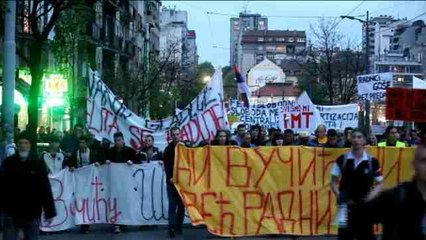 Belgrado vive una nueva jornada de protestas contra Vucic
