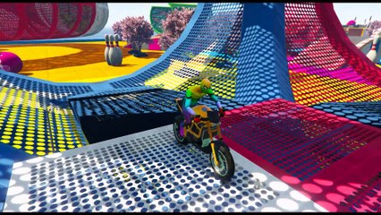 The Gradient Spiderman In STUNT RAMP Park Rider Motobike around Giant Balls and Giant Bowlings (GTA 5 Mod)