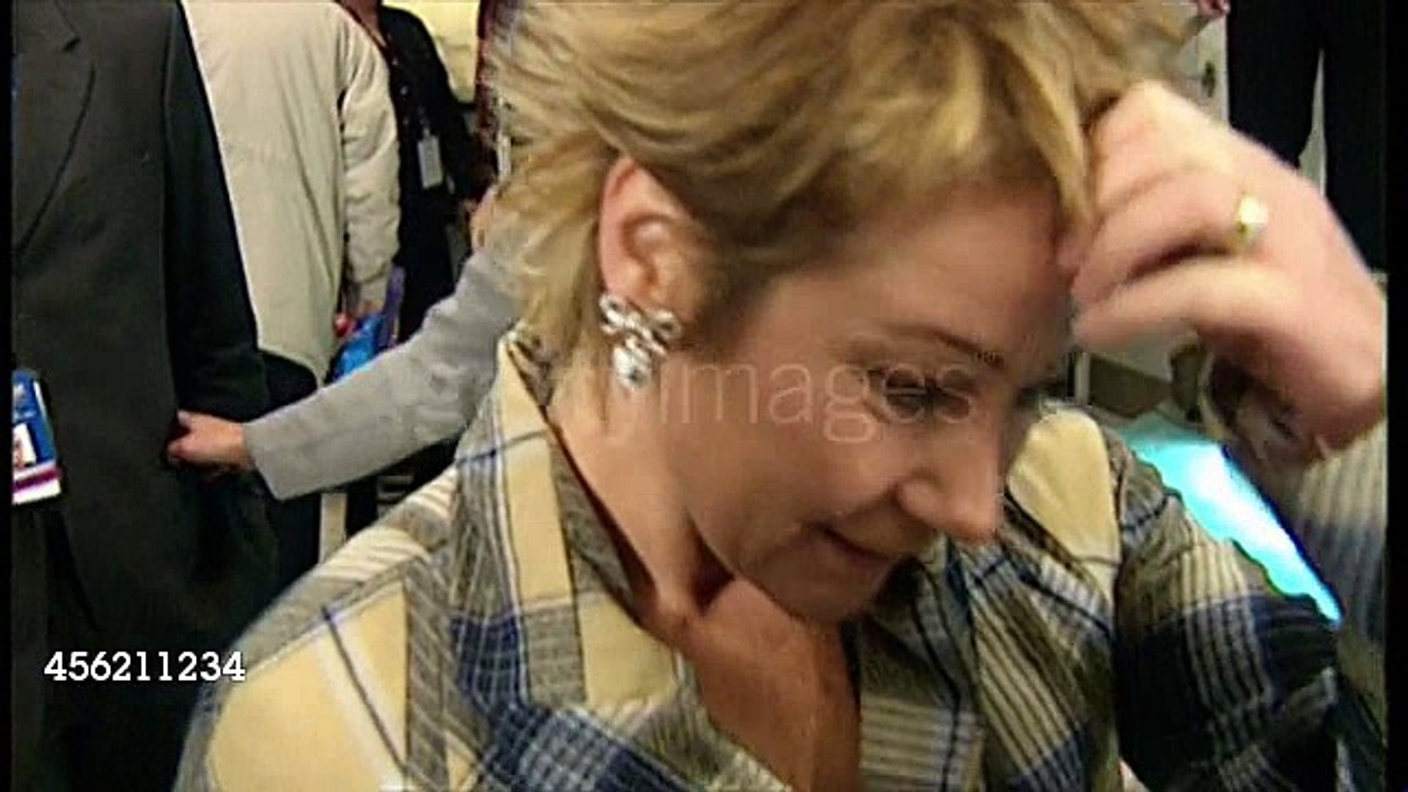 Zoe Wanamaker at the premiere of Harry Potter and the Philosopher's Stone - 04/11/2001