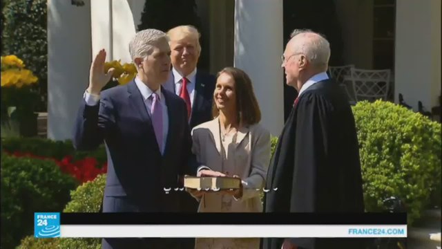 تعيين القاضي نيل غورستش في المحكمة العليا الأمريكية