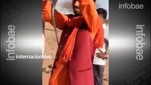 India- la imperceptible mordida de una cobra que mató a un hombre en apenas una hora