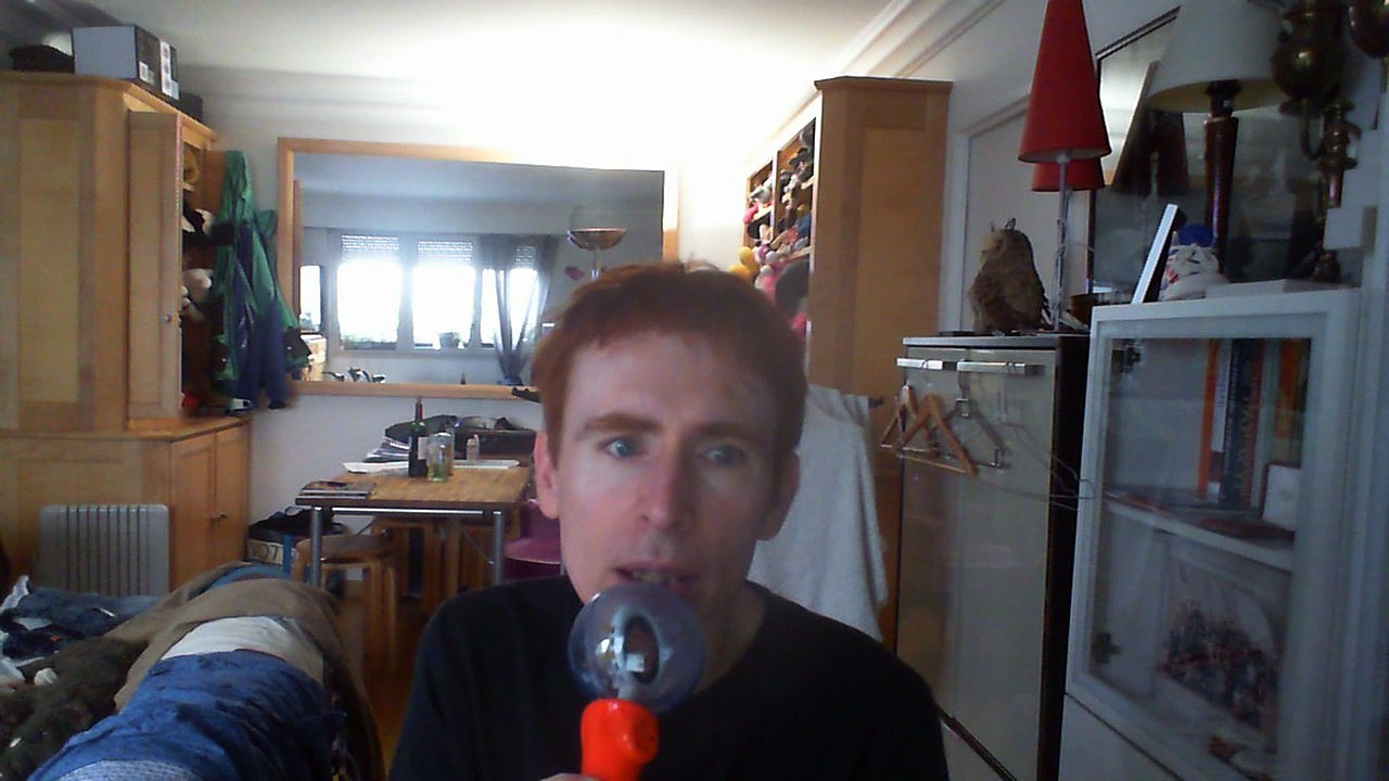 Wiwi égratigne "la vie à deux" de Debout Sur Le Zinc