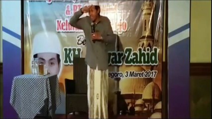 Ceramah KH Anwar Zahid Bojonegoro 2017 Jangan Mudah Tertipu Penampilan Part 2 of 2