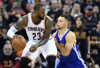 Stephen Curry beats out LeBron James for best-selling NBA jersey