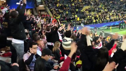 Navijači Monaca skandiraju