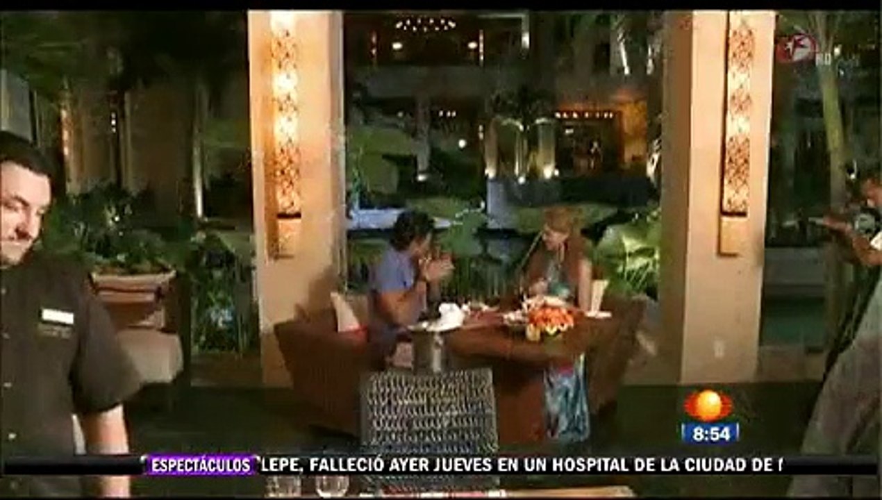 Fernando Colunga "Obscuro Total " puesta en escena con Blanca Soto , Ernesto Laguardia.