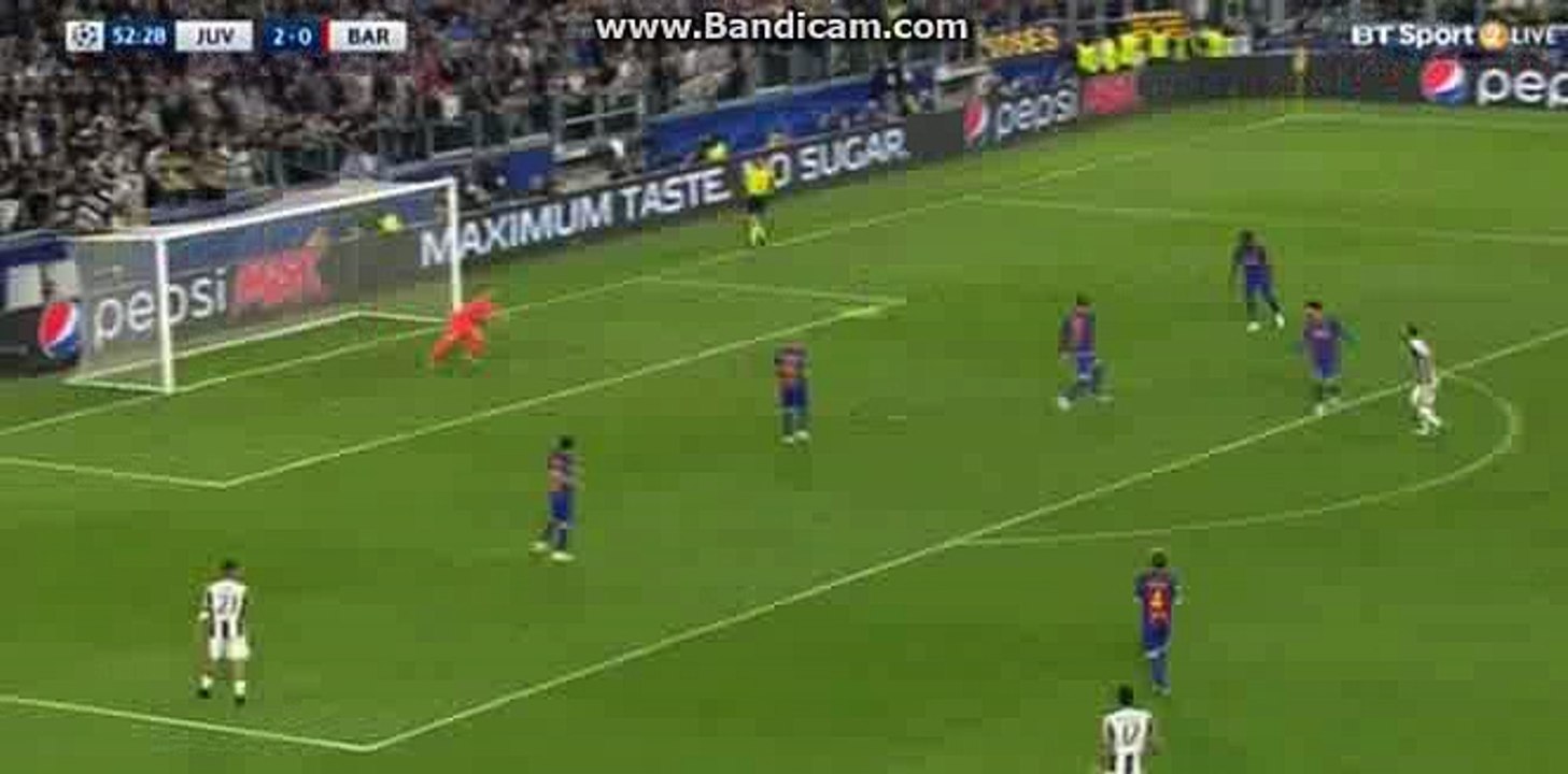Gonzalo Higuain Amazing Shot HD - Juventus 2-0 Barcelona - 11.04.2017 HD