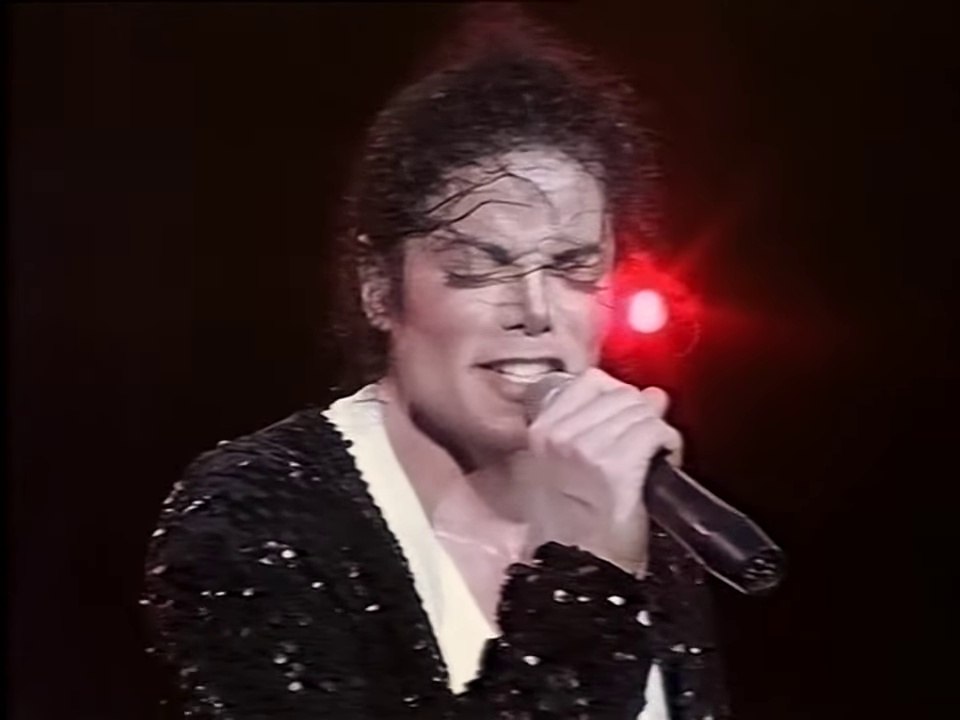Michael Jackson - History Tour live in Brunei 1996 - Billie Jean (HQ) -  Dailymotion Video