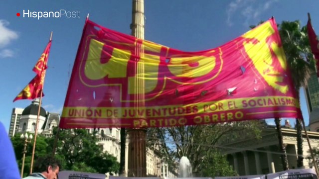 Docentes argentinos se enfrentan con Macri en Buenos Aires
