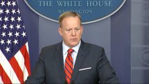 White House spokesman apologises for Hitler gaffe