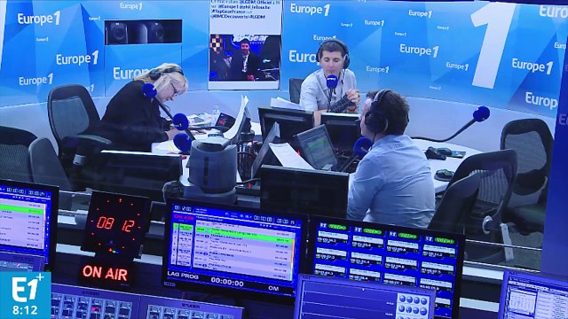 Les réseaux sociaux font baisser l'action d'United Airlines de plus de 4%