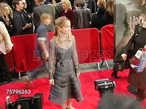 Emma Watson at the Harry Potter and the Goblet of Fire New York Premiere - 12/11/2005
