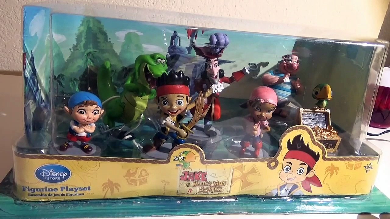 Unboxing Disney figurine playset Jake in the Never Land Pirates asdTreasure Chest-Aximu