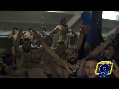 Audace Cerignola, è festa negli spogliatoi per la promozione in serie D