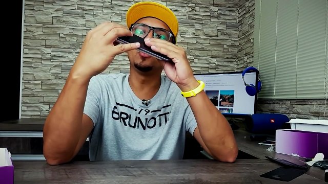 Unboxing e primeiras impressoes do Lenovo Moto Z e seus Snaps.