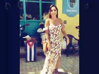 italian couple is dancing on the Road