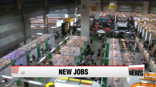 Employment rate rises in March, posting largest increase of workers in 15 months