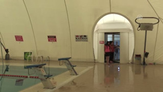 Görme Engelli Yüzücünün Azim Dolu Hikayesi